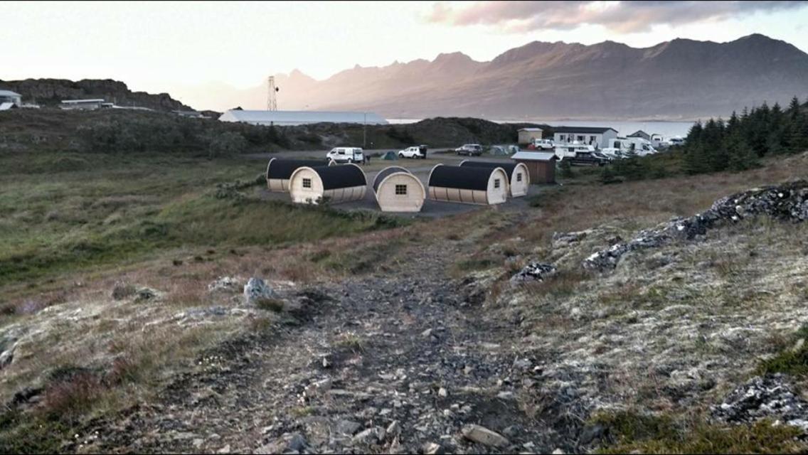 Framtid Camping Lodging Barrels Hotel Djúpivogur Exterior foto