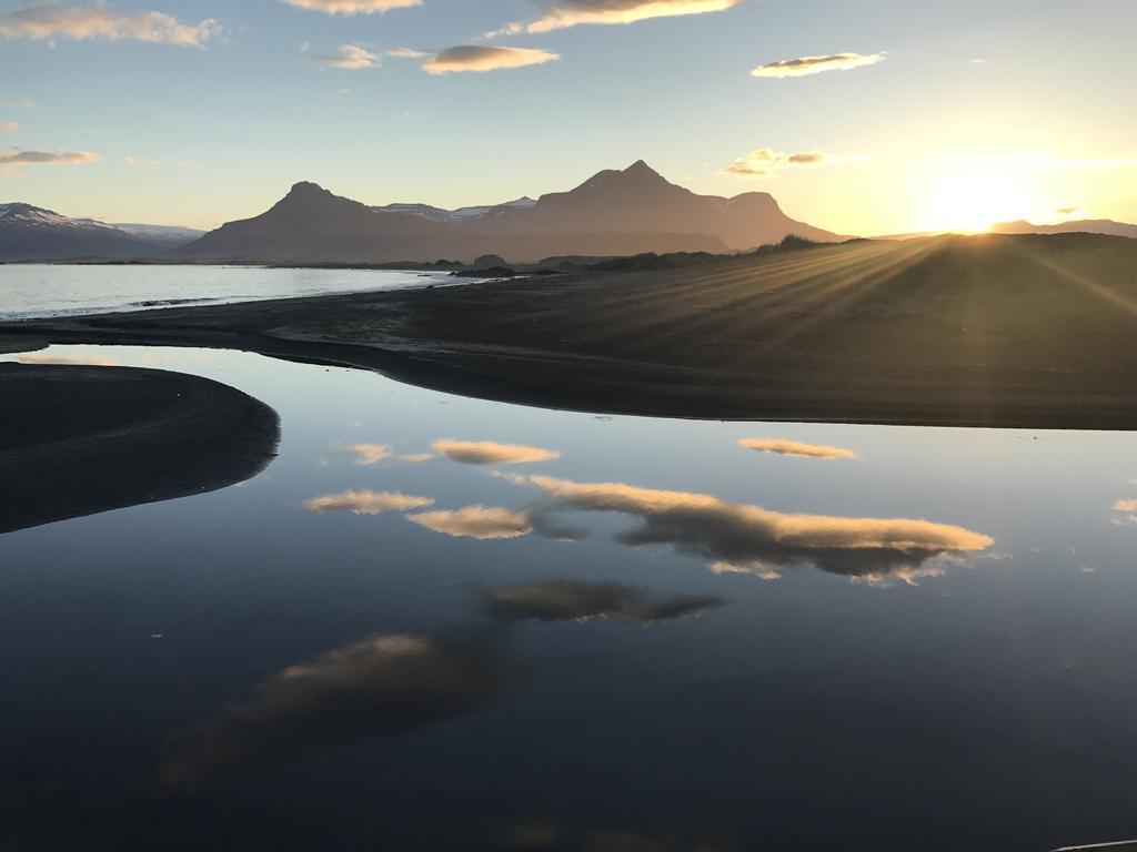 Framtid Camping Lodging Barrels Hotel Djúpivogur Exterior foto